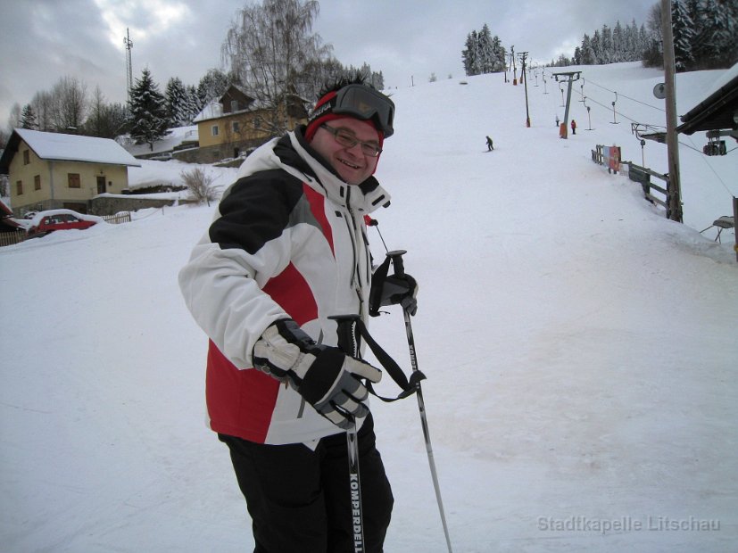 2010_01_30 Skifahren mit der Stadtkapelle (6)